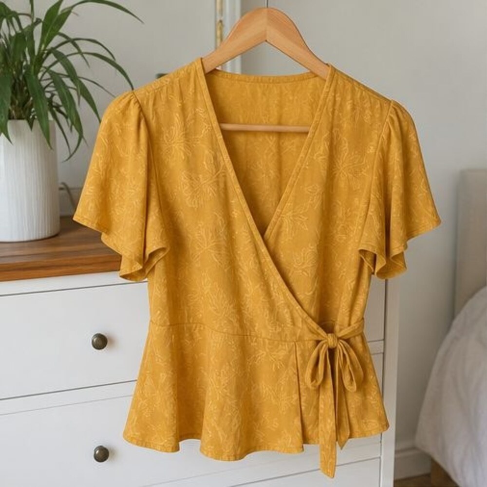 Ivory V Neck Top